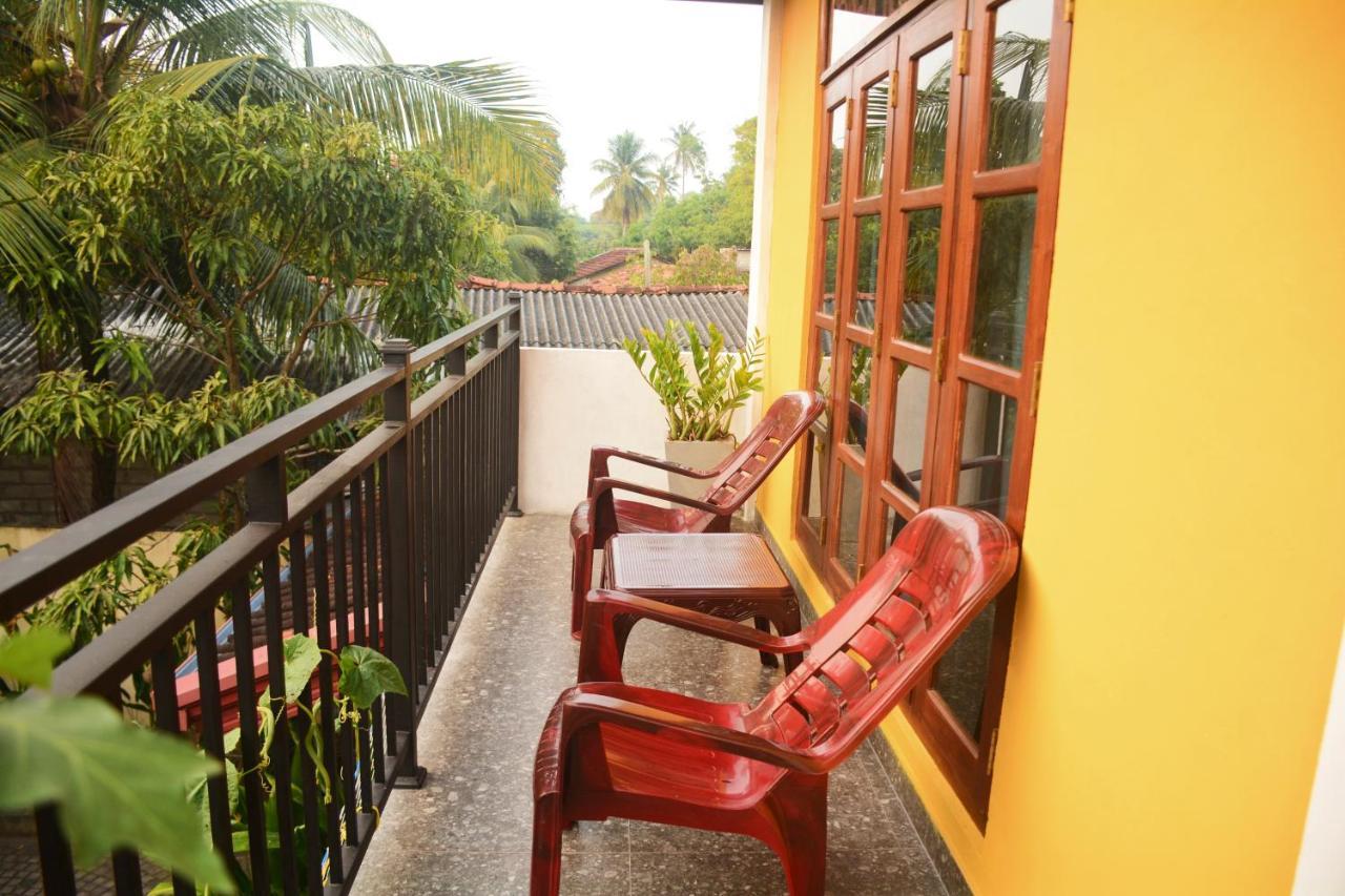 Ayubowan Homestay Katunayaka Extérieur photo