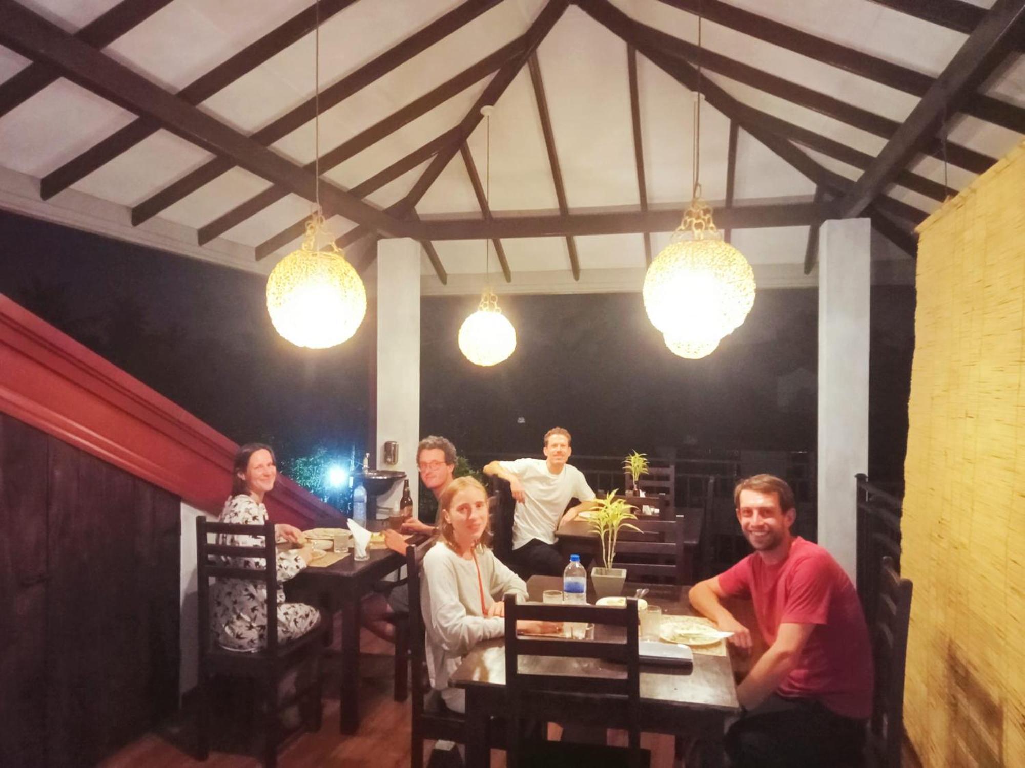 Ayubowan Homestay Katunayaka Extérieur photo