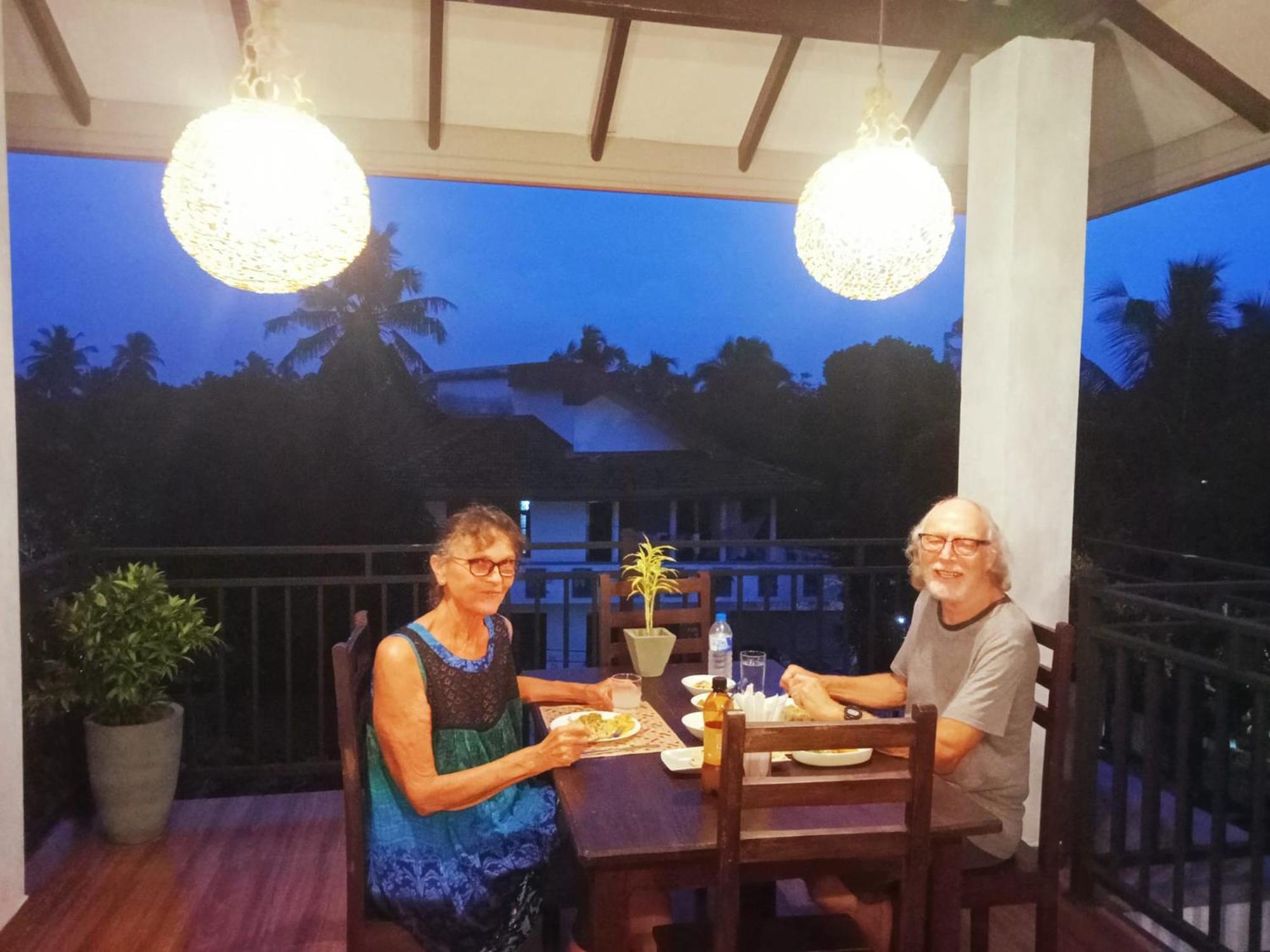 Ayubowan Homestay Katunayaka Extérieur photo