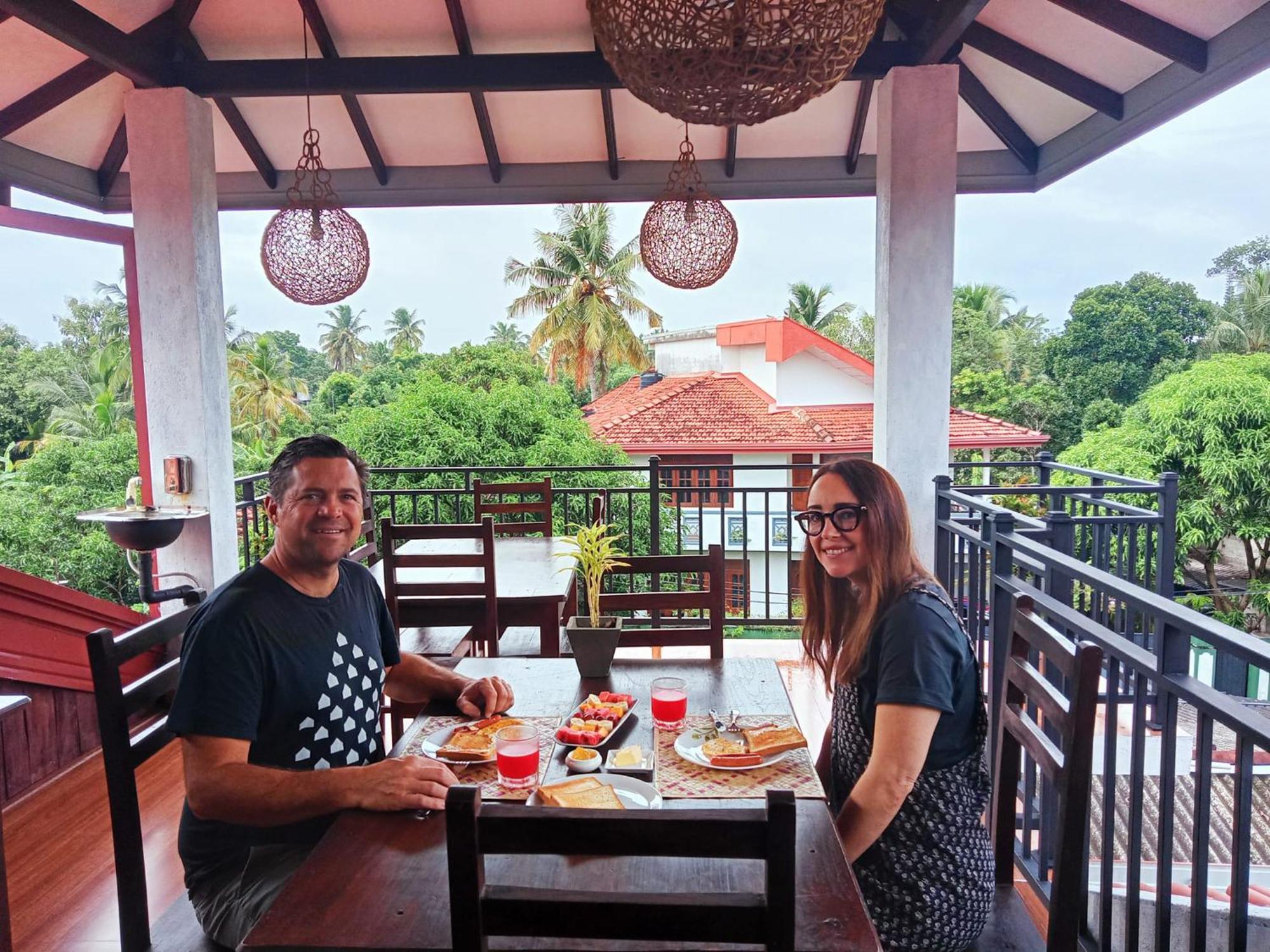 Ayubowan Homestay Katunayaka Extérieur photo