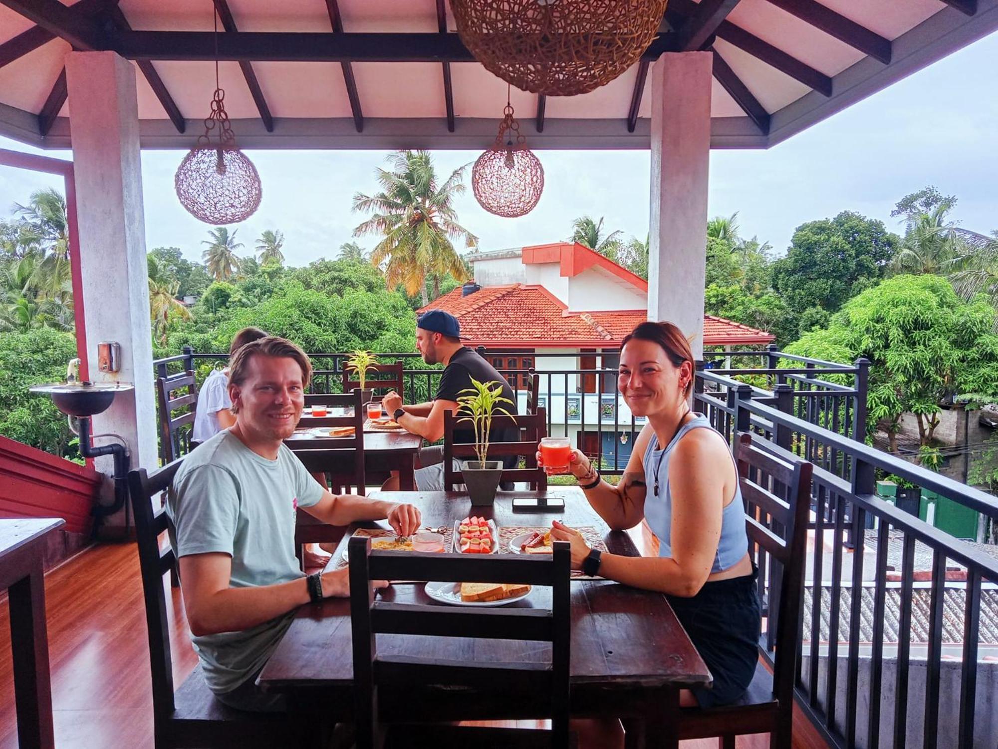 Ayubowan Homestay Katunayaka Extérieur photo